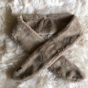 MADEWELL faux fur stole/scarf